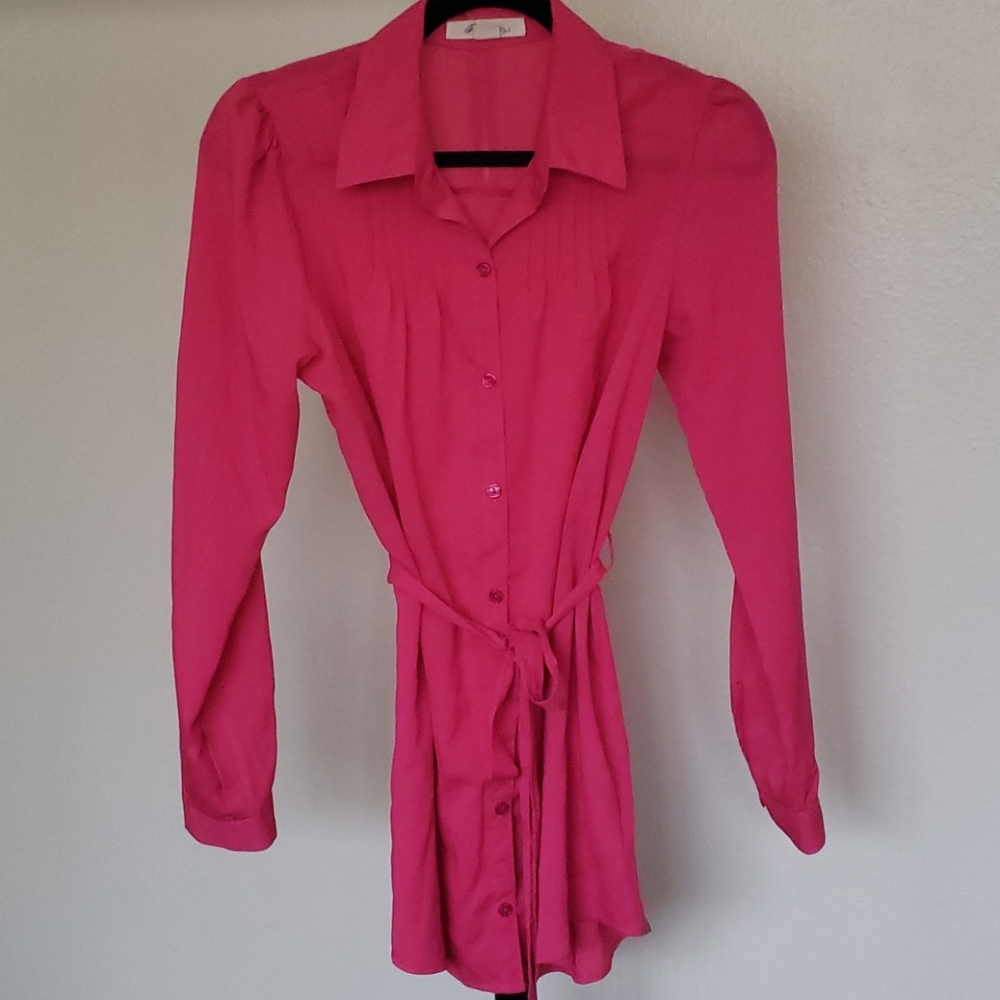 💕 Forever 21 long sleeve button-down blouse